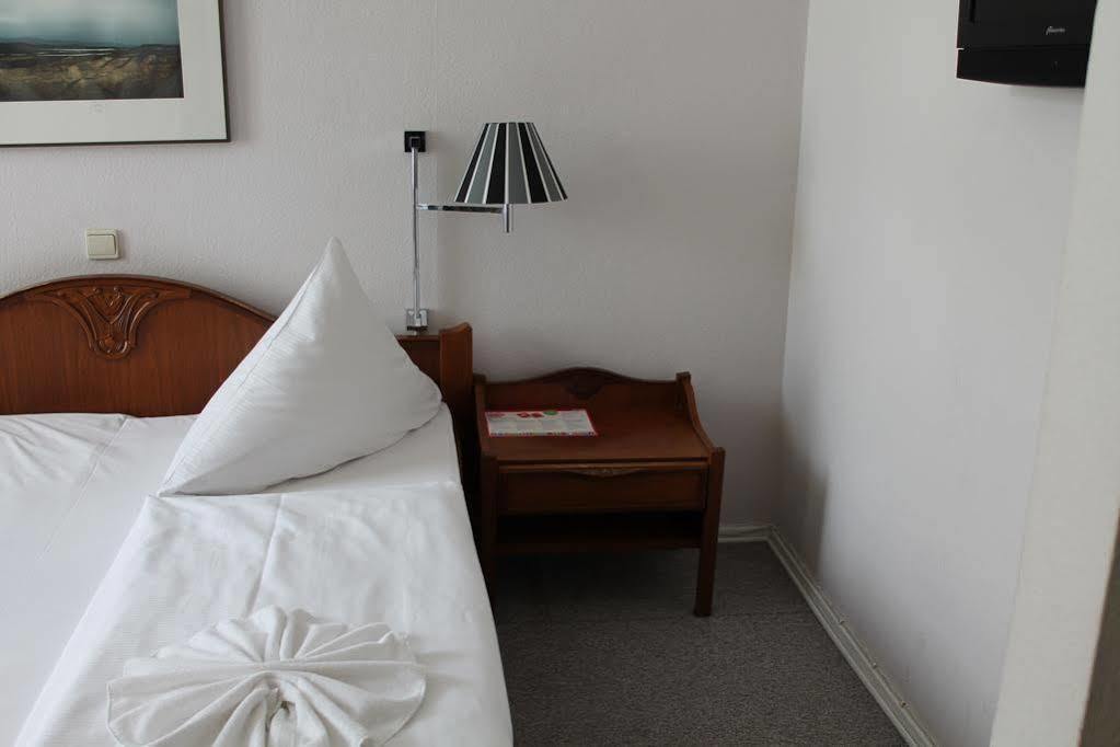 Xantener Eck Hotel 2*