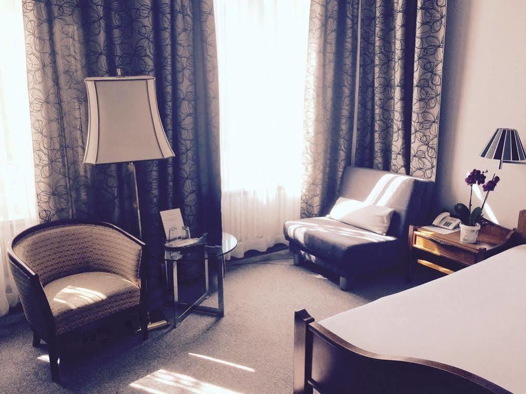Hotel Xantener Eck 2*