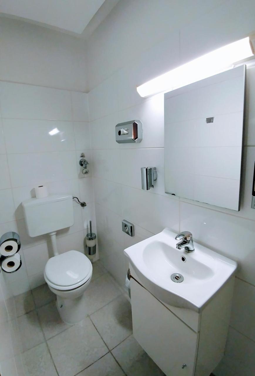 Xantener Eck 2* Berlino